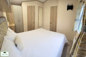 Carnaby Oakdale 2 bedroom caravan fpr sale at Tree Tops Caravan Park in North Wales
