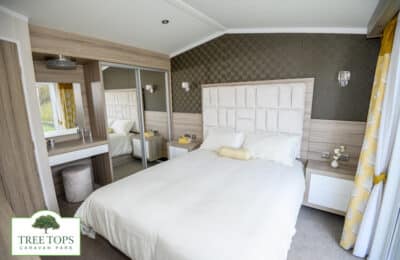 Swift Champagne Lodge (2 Bedroom caravan) 42'x13' - Image 13