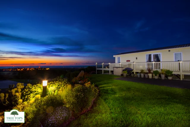 The views from 🌳Tree Tops are always amazing, but they can be particularly so come the evening and at night when nature so often treats us to beautiful sunsets!The Parks' hillside location means you can enjoy these stunning sunsets🌅 from the comfort of many of the caravans and lodges here.To find your perfect holiday caravan, head over to our website or get in touch!
💻 Website link in bio @treetopscp
📞 01745 560279
📧 info@treetopscaravanpark.co.uk#treetopscaravanpark #northwalescaravanpark #holidayparkinnorthwales #ownersonlycaravanpark